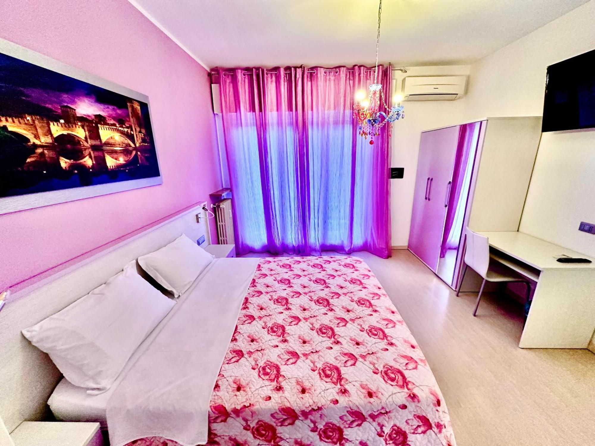 Ai Giardini Rooms -Vicino Ospedale Borgo Trento E Centro Storico Verona Ngoại thất bức ảnh