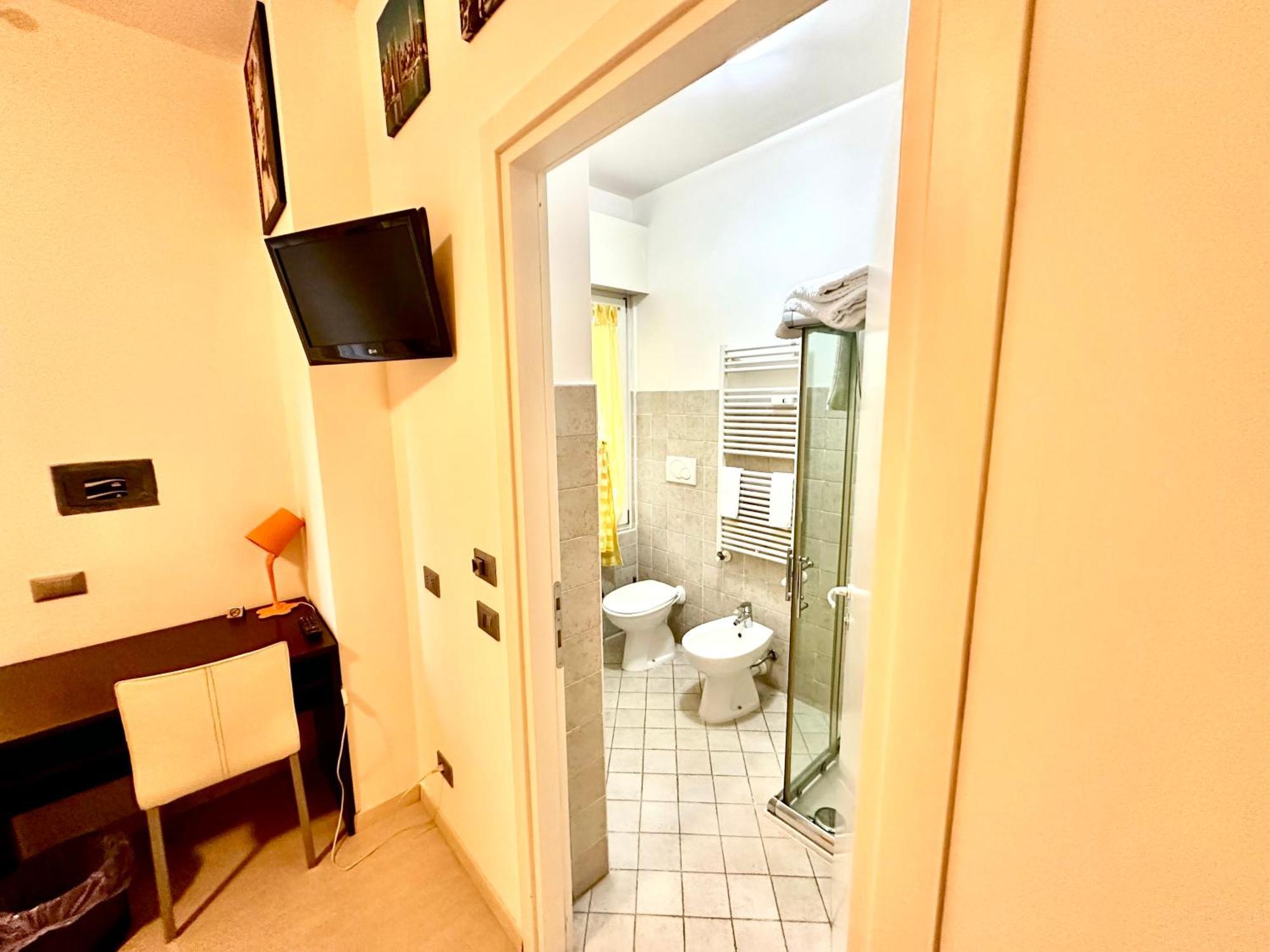 Ai Giardini Rooms -Vicino Ospedale Borgo Trento E Centro Storico Verona Ngoại thất bức ảnh