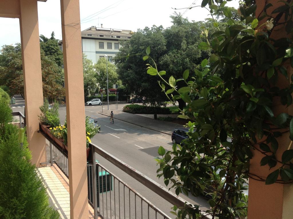Ai Giardini Rooms -Vicino Ospedale Borgo Trento E Centro Storico Verona Ngoại thất bức ảnh
