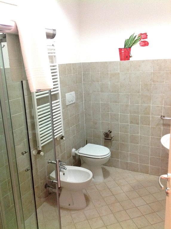 Ai Giardini Rooms -Vicino Ospedale Borgo Trento E Centro Storico Verona Phòng bức ảnh