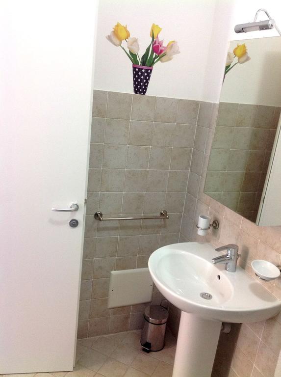 Ai Giardini Rooms -Vicino Ospedale Borgo Trento E Centro Storico Verona Phòng bức ảnh