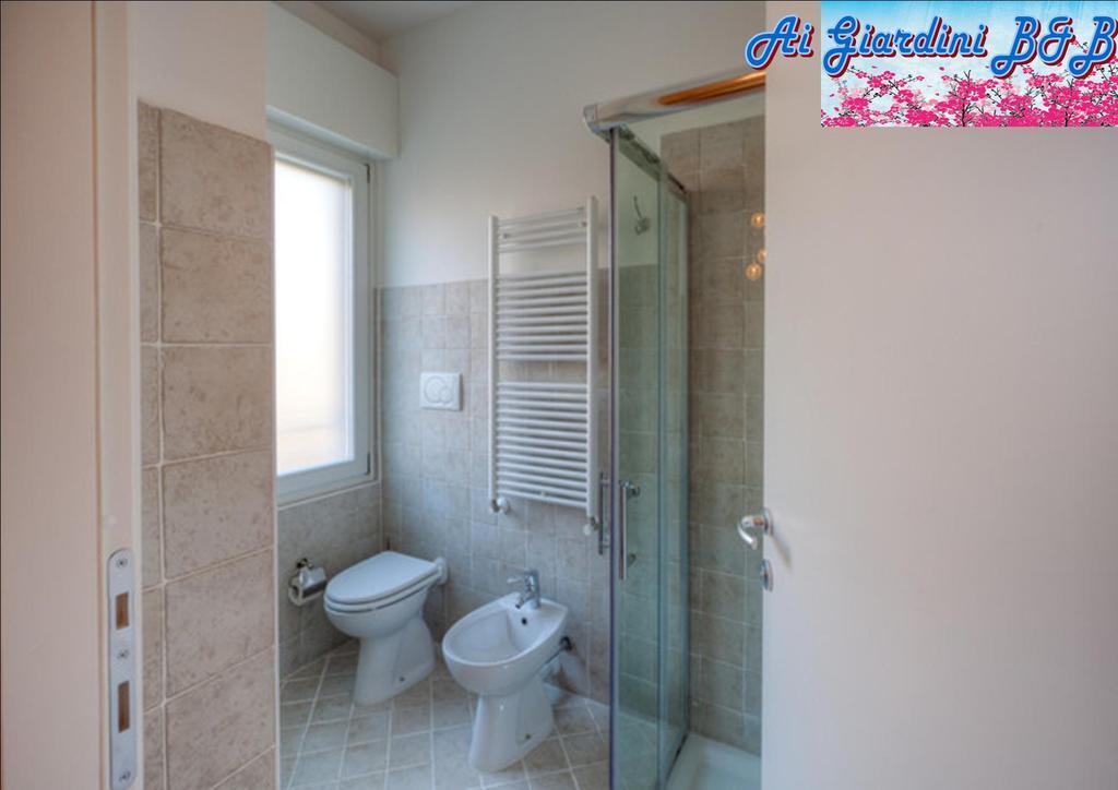 Ai Giardini Rooms -Vicino Ospedale Borgo Trento E Centro Storico Verona Phòng bức ảnh